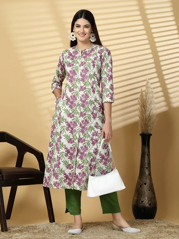 Purple_Cotton_Floral_Print_A-Line_Regular_Kurta_for_Women