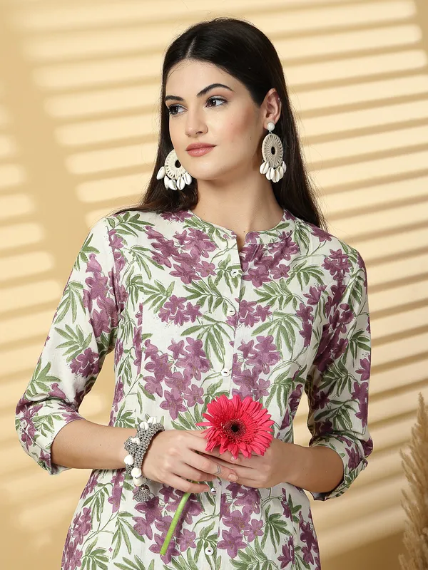 Purple_Cotton_Floral_Print_A-Line_Regular_Kurta_for_Women