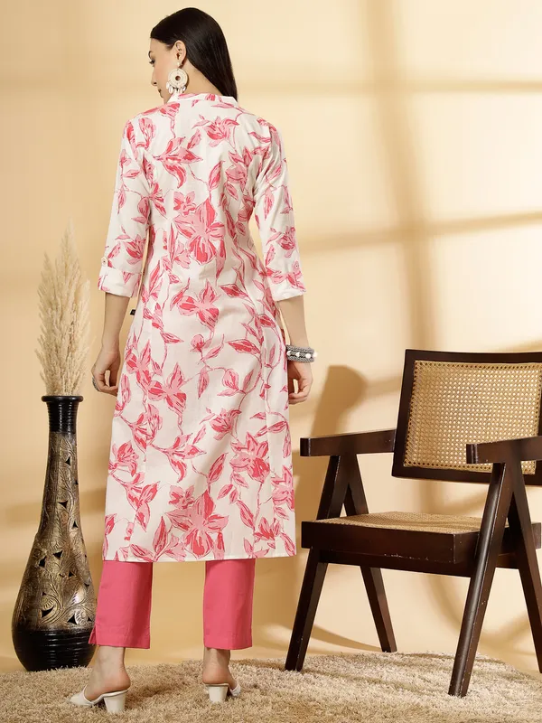 Pink_Cotton_Floral_Print_A-Line_Regular_Kurta_for_Women