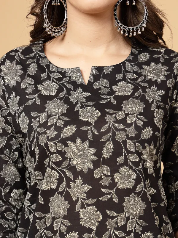 Black_Cotton_Printed_Night_Suit_Top_and_Pyjama_Set