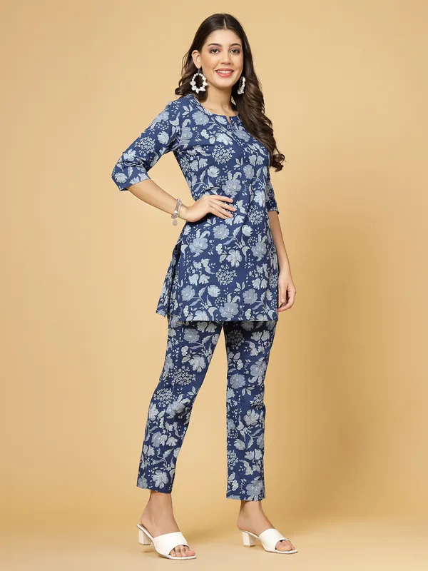 Indigo_Blue_Cotton_Printed_Night_Suit_Top_And_Pajama_Set