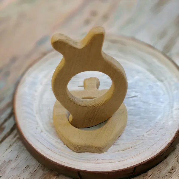 Beautiful_Neem_Wooden_Teethers-_Apple_&_Mango_Shapes