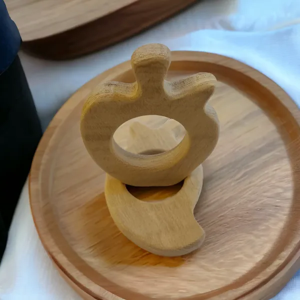Beautiful_Neem_Wooden_Teethers-_Apple_&_Mango_Shapes