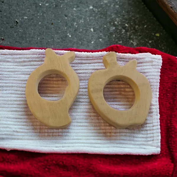 Beautiful_Neem_Wooden_Teethers-_Apple_&_Mango_Shapes
