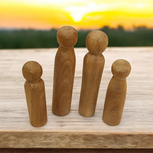 Neem_Wooden_DIY_Peg_Family_Kit