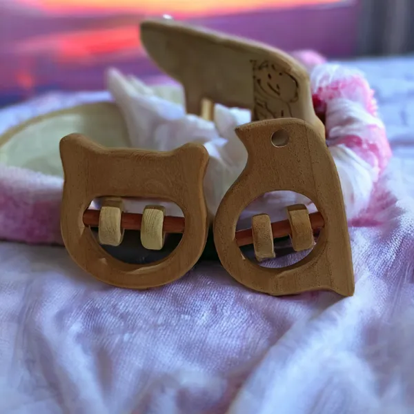 Nice_Sound_Making_Neem_Wooden_Rattles_for_Toddlers-_Hippo_Head_&_Sparrow_Shapes