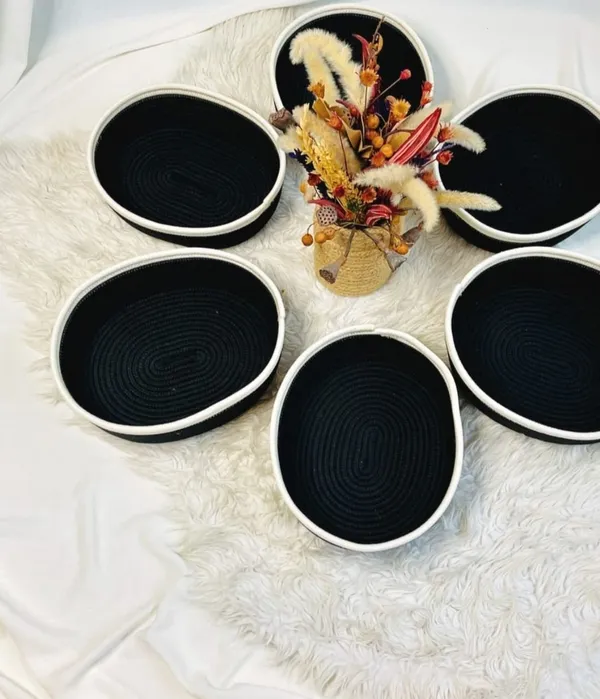 All_the_Cultures_Fabricating_India_Handmade_Small_Dry_/Natural_baskets/Chic_Dry__bag/handbag_from_India/carry_tote_bag_Sling_Bags_White-Crtoon/kids_baskets