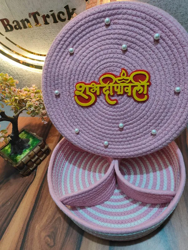 All_the_Cultures_Fabricating_India_Handmade_Small_Dry_/Natural_baskets/Chic_Dry__bag/handbag_from_India/carry_tote_bag_Sling_Bags_White-Crtoon/kids_baskets