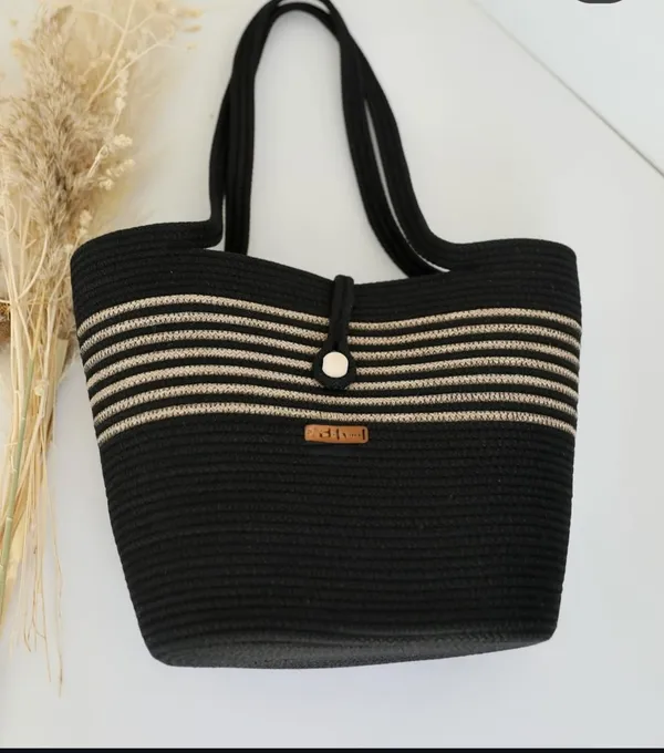 All_the_Cultures_Fabricating_India_Handmade_Small_Dry_/Natural_baskets/Chic_Dry__bag/handbag_from_India/carry_tote_bag_Sling_Bags_White-Crtoon/kids_baskets