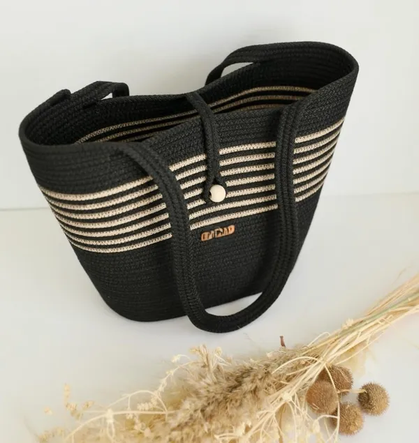 All_the_Cultures_Fabricating_India_Handmade_Small_Dry_/Natural_baskets/Chic_Dry__bag/handbag_from_India/carry_tote_bag_Sling_Bags_White-Crtoon/kids_baskets