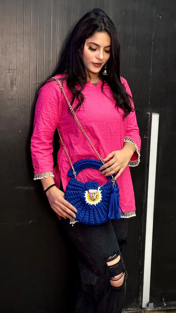 Bantrick_Blue_Conch_Crochet_Bag