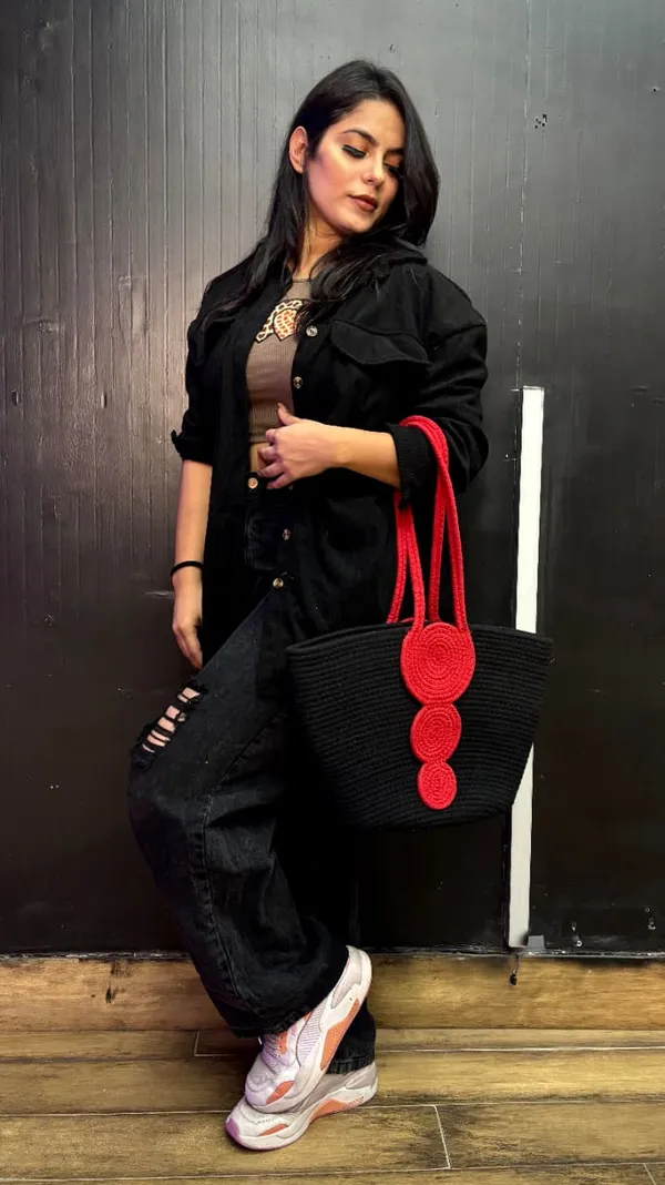 The_Heritage_Weave_Sling_Handcrafted_Cane_Bag_Inspired_by_Manipur_Traditional_Grass_Design
