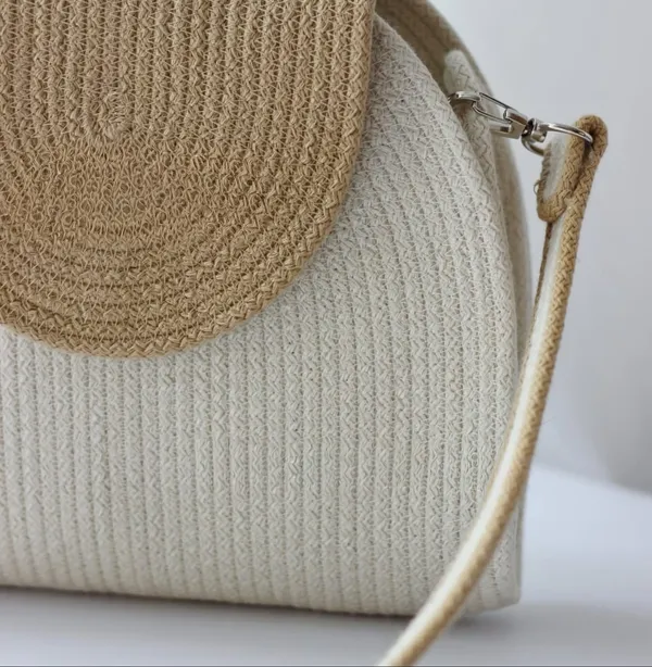 Cotton_Rope/_Jute_/Small_Dry_grass/Natural_Cane/Chic_Dry_Grass_Bag/Super_Area_Rugs/All_Natural_Soft_Jute_Braided_Hand-Woven_Rug_Natural_Black-Pink_Oval_Mat