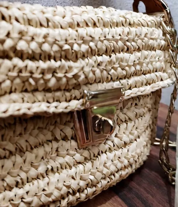 RAFIA_Sling_Handmade_handbag_Small_Dry_grass/Natural_Cane/Chic_Dry_Grass_bag/handbag_from_Manipur/carry_tote_bag_Sling_Bags_White-Crtoon