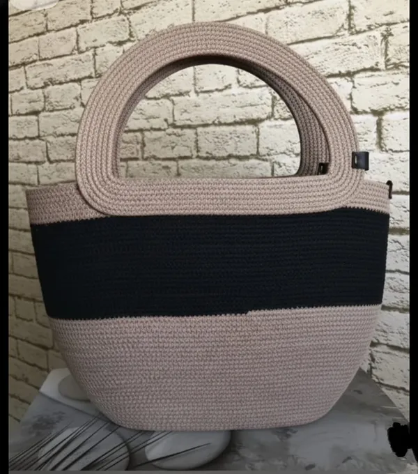 Cotton_rope_boho_fancy_handbag_stlish_handmade_.Handmade_cotton_cored_corssbody_Bags_small_purse_with_gold_chain_strap_and_strap_and_clasp,_Elegant_shoulder_bag,