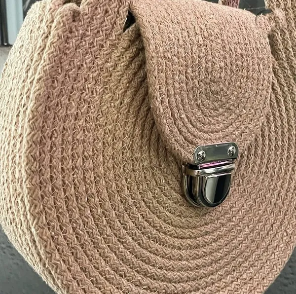 Cotton_Rope/_Jute_/Small_Dry_grass/Natural_Cane/Chic_Dry_Grass_Bag/Cotton_Rope_Crossbody_Bags_Quilted_Sling_Bag_For_Women_Cross_Body_Purses_Small_Shoulder_Handbag_Sling_Bag_Wit_Adjustable_Wide_Strap_Handbag
