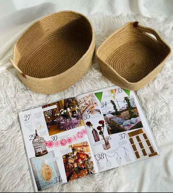 All_the_Cultures_Fabricating_India_Handmade_Small_Dry_/Natural_baskets/Chic_Dry__bag/handbag_from_India/carry_tote_bag_Sling_Bags_White-Crtoon/kids_baskets