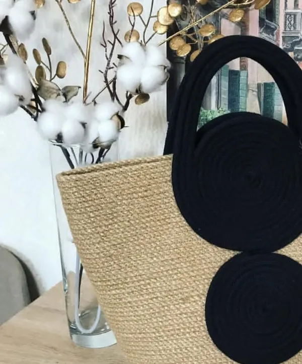 All_the_Cultures_Fabricating_India_Handmade_Small_Dry_/Natural_baskets/Chic_Dry__bag/handbag_from_India/carry_tote_bag_Sling_Bags_White-Crtoon/kids_baskets
