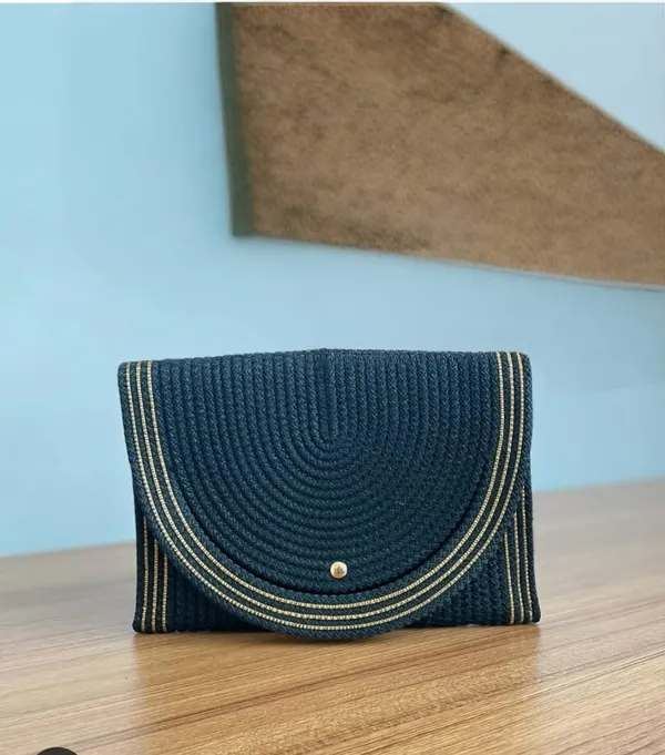 Earthy_Elegance_Clutch_For_Women