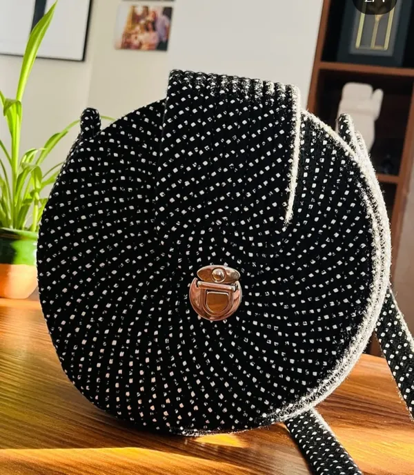 Starry_Night_Woven_Purse_For_Women
