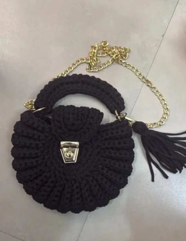 Bantrick_Black_Conch_Crochet_Bag
