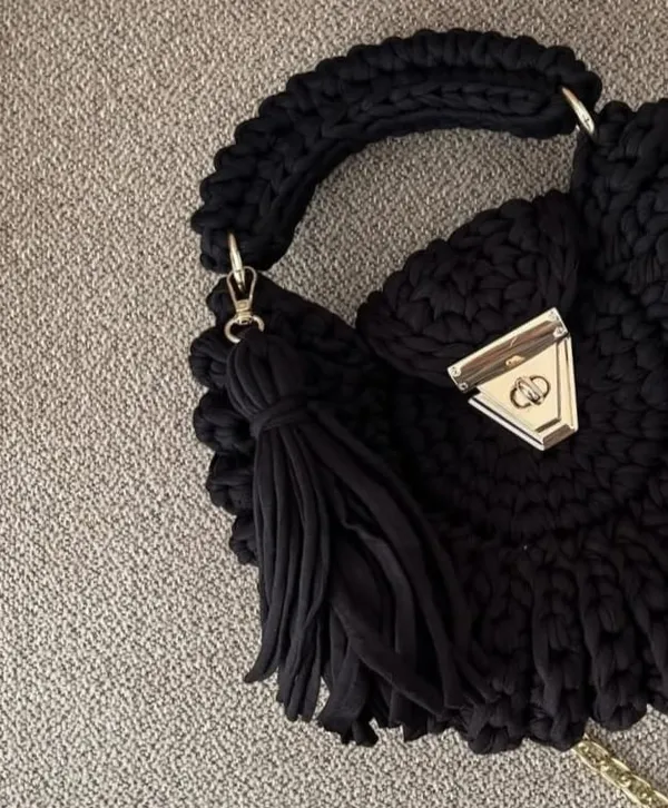 Bantrick_Black_Conch_Crochet_Bag
