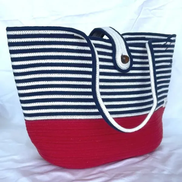 Handmade_cotton_cored_corssbody_Bags_small_purse_with_gold_chain_strap_and_strap_and_clasp,_Elegant_shoulder_bag,