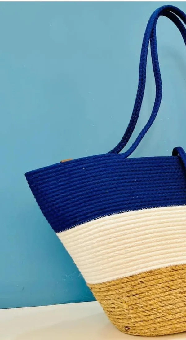All_the_Cultures_Fabricating_India_Handmade_Small_Dry_/Natural_baskets/Chic_Dry__bag/handbag_from_India/carry_tote_bag_Sling_Bags_White-Crtoon/kids_baskets