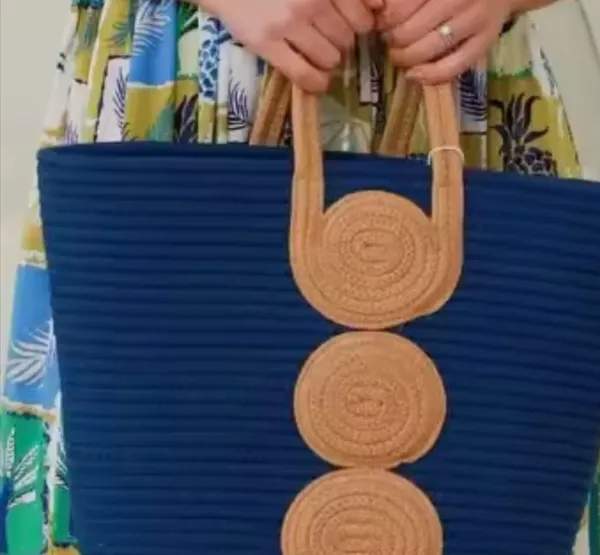 Handmade_cotton_cored_corssbody_Bags_small_purse_with_gold_chain_strap_and_strap_and_clasp,_Elegant_shoulder_bag,