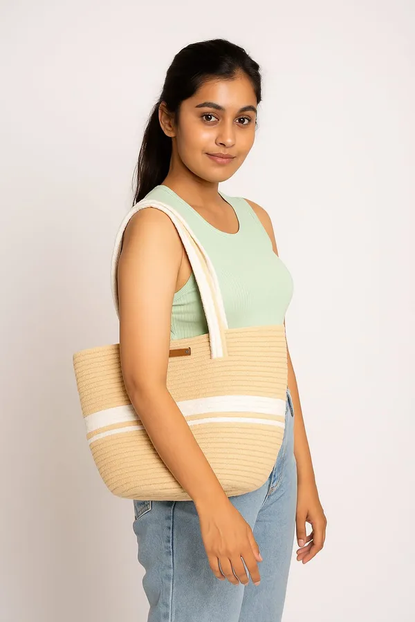 Timeless_Elegance_Eco-Friendly_Handmade_Jute_Tote_Bag_for_Women_in_Beige,_White_&_Pati_Pattern