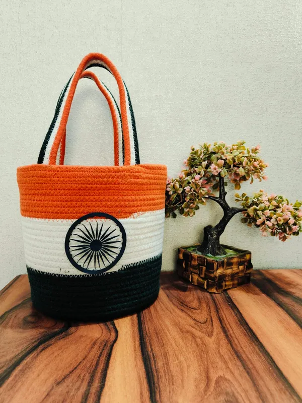 Desi_Delight_Tricolor_Treasure_Basket