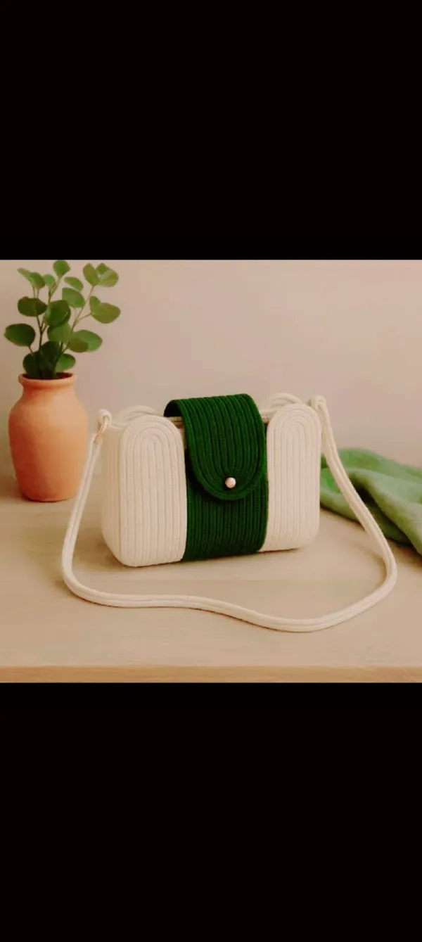 Handmade_cotton_cored_corssbody_Bags_small_purse_with_gold_chain_strap_and_strap_and_clasp,_Elegant_shoulder_bag,