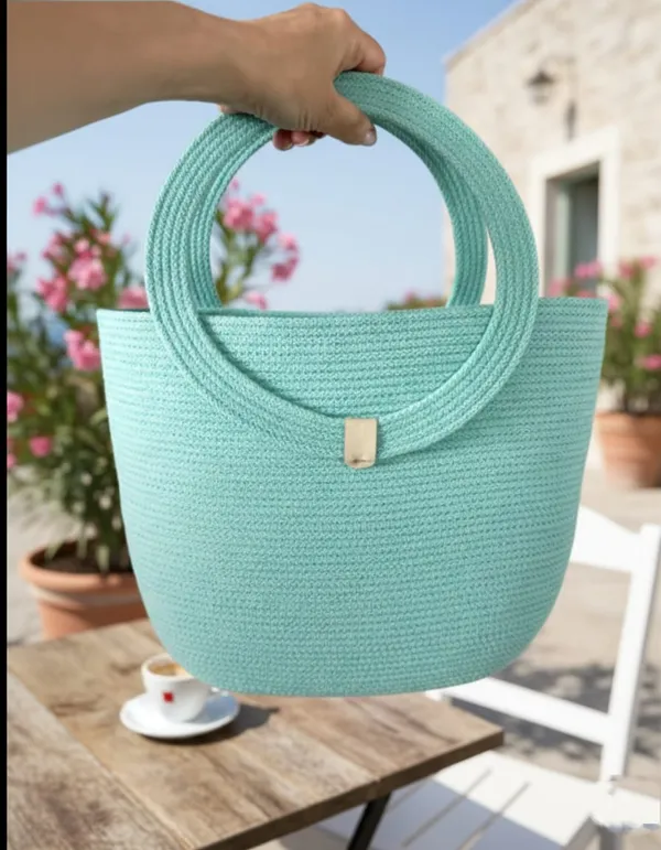 Cotton_rope_boho_fancy_handbag_stlish_handmade_.Handmade_cotton_cored_corssbody_Bags_small_purse_with_gold_chain_strap_and_strap_and_clasp,_Elegant_shoulder_bag,