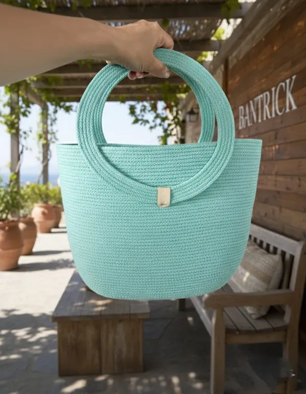Cotton_rope_boho_fancy_handbag_stlish_handmade_.Handmade_cotton_cored_corssbody_Bags_small_purse_with_gold_chain_strap_and_strap_and_clasp,_Elegant_shoulder_bag,
