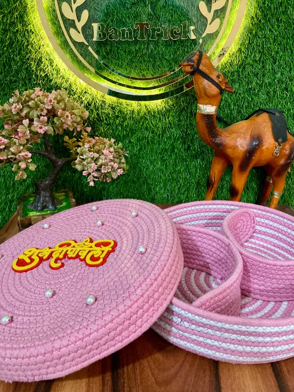 All_the_Cultures_Fabricating_India_Handmade_Small_Dry_/Natural_baskets/Chic_Dry__bag/handbag_from_India/carry_tote_bag_Sling_Bags_White-Crtoon/kids_baskets