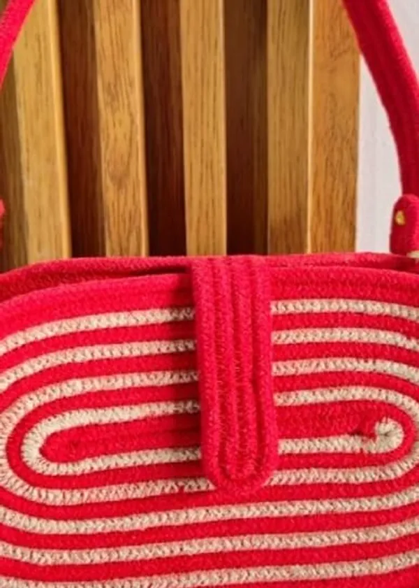 Handmade_cotton_cored_corssbody_Bags_small_purse_with_gold_chain_strap_and_strap_and_clasp,_Elegant_shoulder_bag,