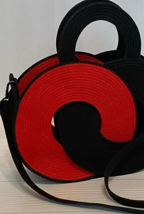 Handmade_cotton_cored_corssbody_Bags_small_purse_with_gold_chain_strap_and_strap_and_clasp,_Elegant_shoulder_bag,