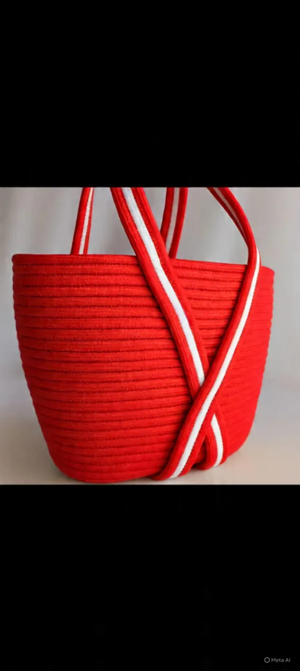 Women_CUTE_FANCY_Bucket_Bag_Casual_Woven_Beach_Handbag_Handmade_Small_Dry_grass/Natural_Cane/Chic_Dry_Grass_bag/handbag_from_Manipur/carry_tote_bag_Sling_Bags_White-Crtoon
