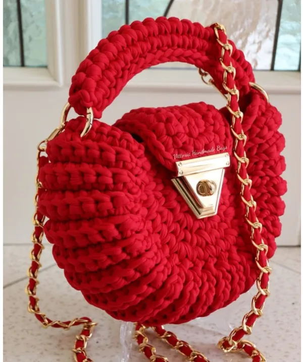 Bantrick_Red_Conch_Crochet_Bag