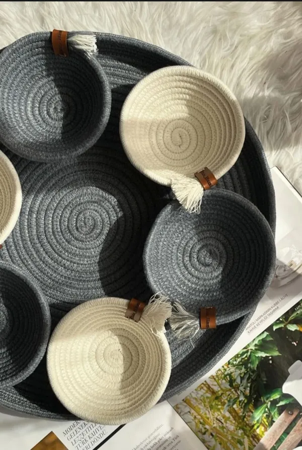 All_the_Cultures_Fabricating_India_Handmade_Small_Dry_/Natural_baskets/Chic_Dry__bag/handbag_from_India/carry_tote_bag_Sling_Bags_White-Crtoon/kids_baskets