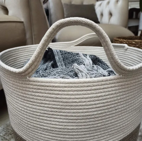 Cotton_Rope_Handmade__Rope_Crossbody_-_Bho_Summer_Pures_Handmade_Claret_Woven_Straw_Bag:_Boho_Wooden_Handle_Pures
