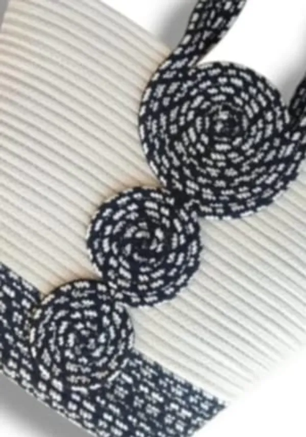 All_the_Cultures_Fabricating_India_Handmade_Small_Dry_/Natural_baskets/Chic_Dry__bag/handbag_from_India/carry_tote_bag_Sling_Bags_White-Crtoon/kids_baskets