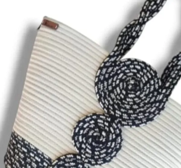 All_the_Cultures_Fabricating_India_Handmade_Small_Dry_/Natural_baskets/Chic_Dry__bag/handbag_from_India/carry_tote_bag_Sling_Bags_White-Crtoon/kids_baskets