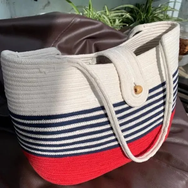 Handmade_cotton_cored_corssbody_Bags_small_purse_with_gold_chain_strap_and_strap_and_clasp,_Elegant_shoulder_bag,