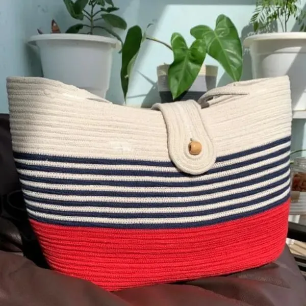 Handmade_cotton_cored_corssbody_Bags_small_purse_with_gold_chain_strap_and_strap_and_clasp,_Elegant_shoulder_bag,