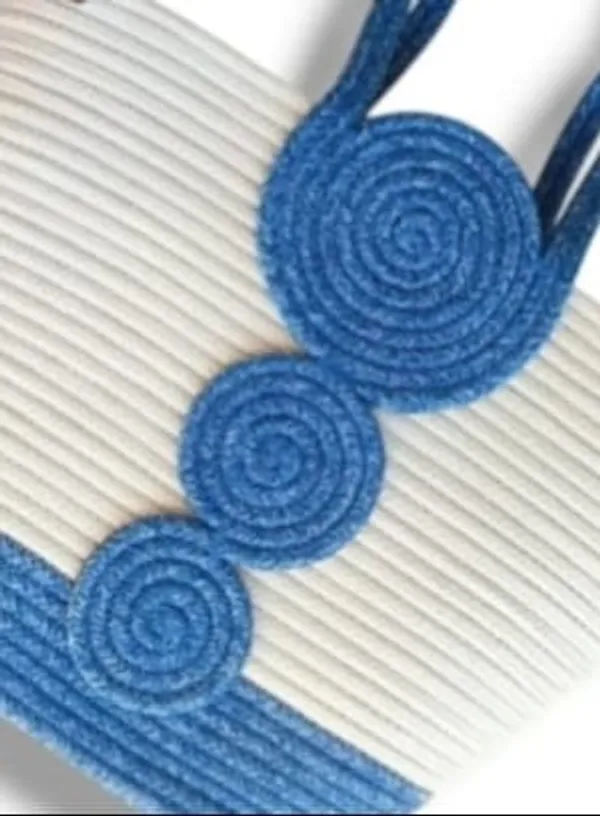 All_the_Cultures_Fabricating_India_Handmade_Small_Dry_/Natural_baskets/Chic_Dry__bag/handbag_from_India/carry_tote_bag_Sling_Bags_White-Crtoon/kids_baskets