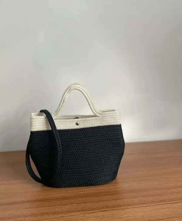 Classic_Black_&_White_Duo_Handbag
