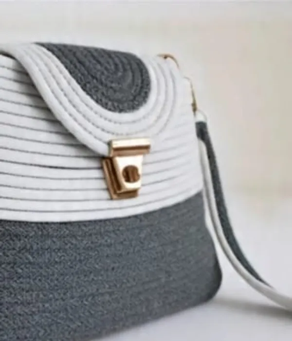 Women_CUTE_FANCY_Bucket_Bag_Casual_Woven_Beach_Handbag_Handmade_Small_Dry_grass/Natural_Cane/Chic_Dry_Grass_bag/handbag_from_Manipur/carry_tote_bag_Sling_Bags_White-Crtoon