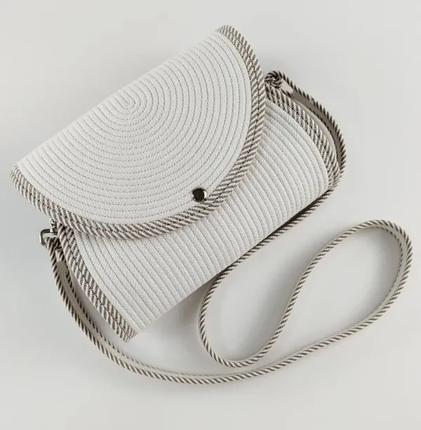 All_the_Cultures_Fabricating_India_Handmade_Small_Dry_/Natural_baskets/Chic_Dry__bag/handbag_from_India/carry_tote_bag_Sling_Bags_White-Crtoon/kids_baskets
