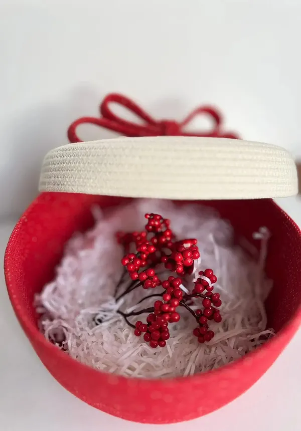 Elegant_Handmade_Storage_Box